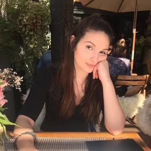 Meet your Posher, Amanda